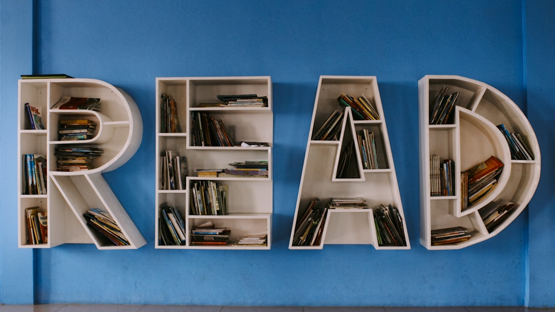 Home2 Read more hold world